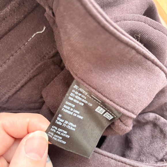 Uniqlo crop wide leg sweatpants - Picture 6 of 6